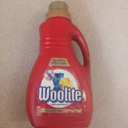 Woolite Laundry Detergent 1L