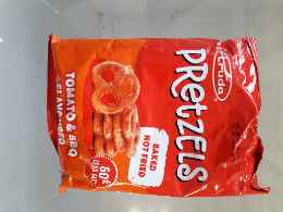 Pretzels 90g Tomato & Bbq